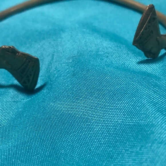 Sold ---- - Picture 3 of 3